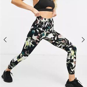 Calvin Klein Camo-Print Leggings